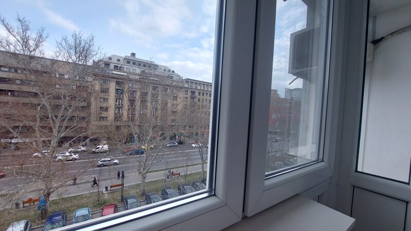 Piata Romana, 2 camere lux,