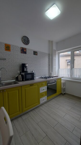 Piata Romana, 2 camere lux,